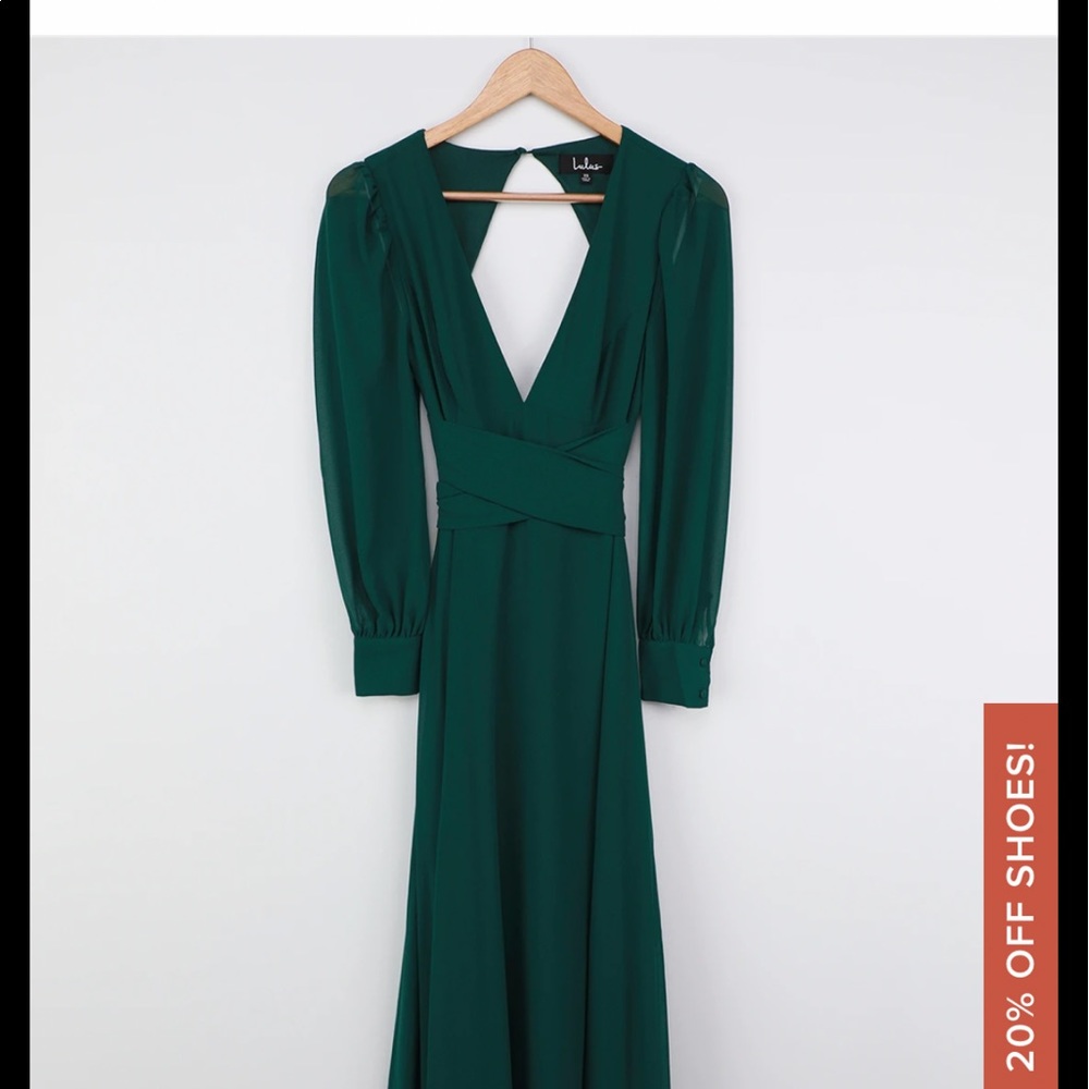Gorgeous long emerald dress